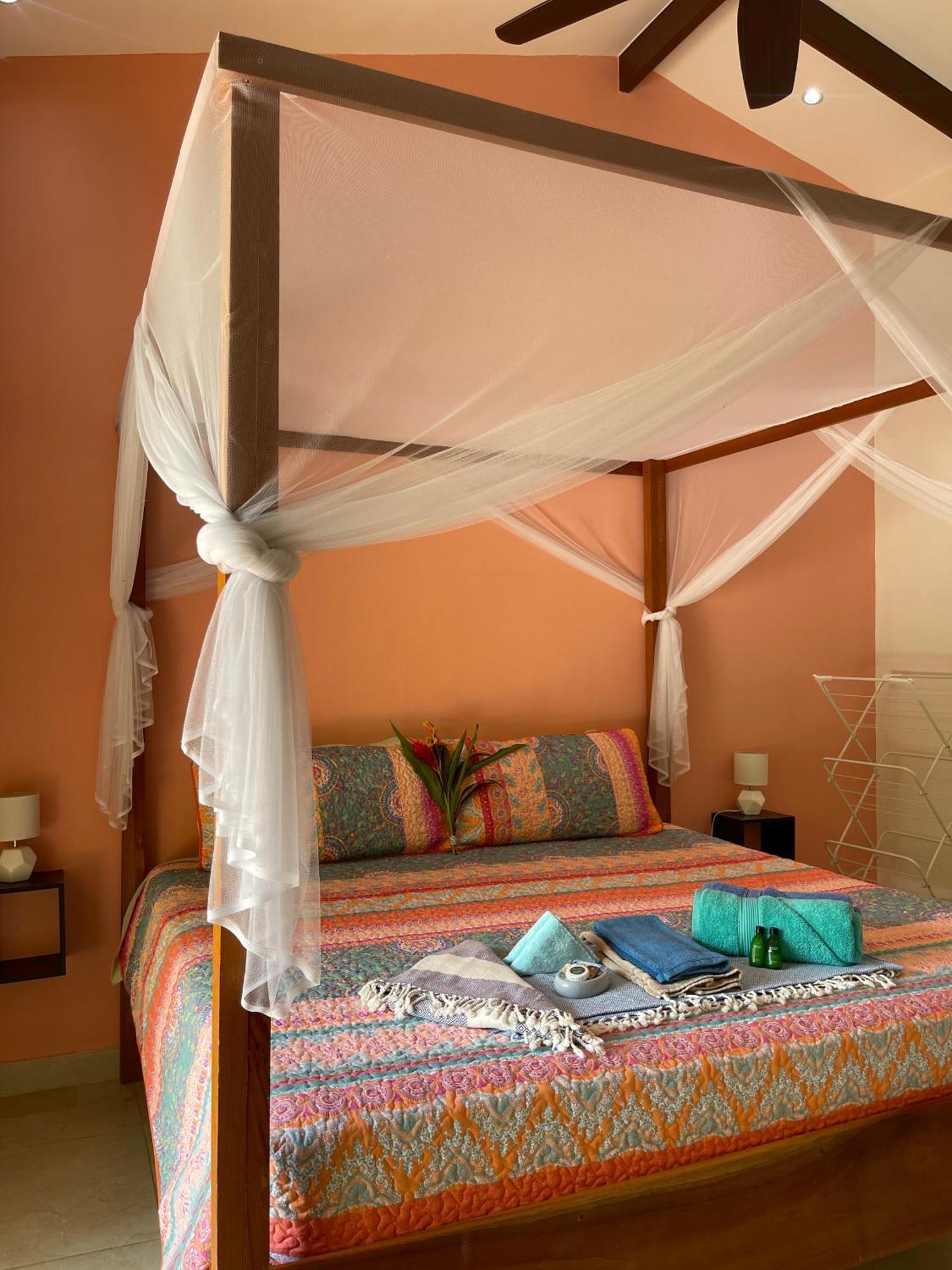 Hotel Surfside Mar Y Posa Playa Flamingo Esterno foto